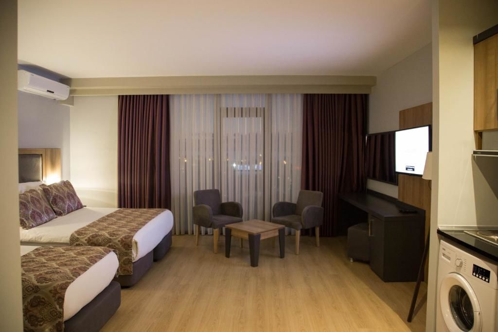 Отель Euphoria Batumi Convention & Casino Hotel Батуми