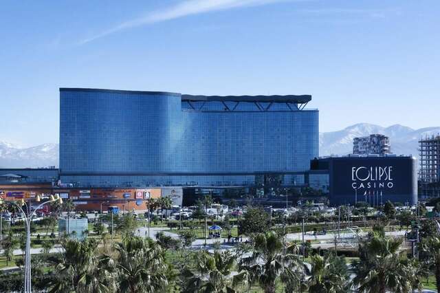 Отель Euphoria Batumi Convention & Casino Hotel Батуми-15