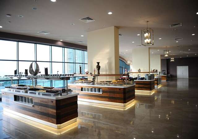 Отель Euphoria Batumi Convention & Casino Hotel Батуми-20