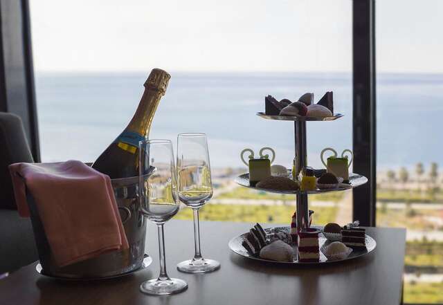 Отель Euphoria Batumi Convention & Casino Hotel Батуми-39