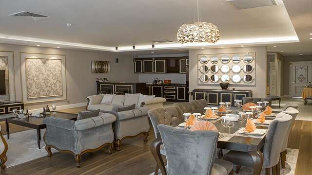 Отель Euphoria Batumi Convention & Casino Hotel Батуми-42