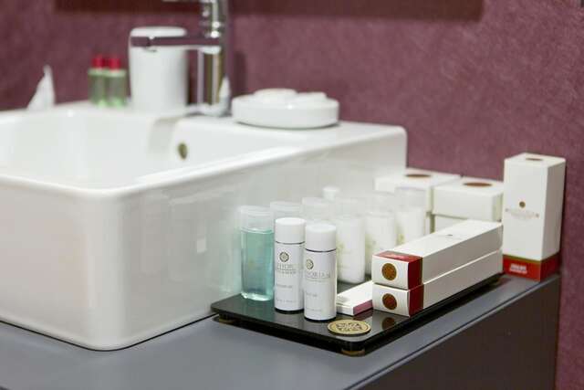 Отель Euphoria Batumi Convention & Casino Hotel Батуми-45